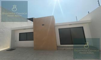 Foto de inmueble en , Col. 7 Regiones C.P. 68023, Oaxaca de Juárez