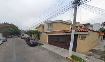 Foto de inmueble en Calle Balanza  #5064, Col. La Calma C.P. 45070, Zapopan