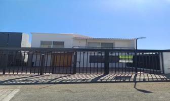 Foto de inmueble en Cascada de Naolinco, 76226 Juriquilla, Qro. #332, Col. Real de Juriquilla Prados C.P. 76226, Querétaro