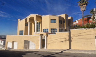 Foto de inmueble en Tijuana, Baja California, Col. Lomas Conjunto Residencial C.P. 22116, Tijuana