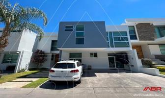 Foto de inmueble en Av. Verona 7500, San Juan de Ocotán, 45019 Zapopan, Jal. #7500, Col. San Juan de Ocotan C.P. 45019, Zapopan