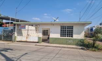 Foto de inmueble en Ignacio Ramírez, Uruapan, Mich. #s/n, Col. Uruapan Centro C.P. 60000, Uruapan