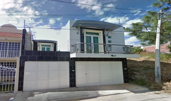 Foto de inmueble en Loma Larga, San Juan Bautista, Uruapan, Mich., Col. Uruapan Centro C.P. 60000, Uruapan