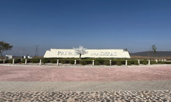 Foto de inmueble en P.º Corregidora S/N, 76926 Puerta de San Rafael, Qro. #S/N, Col. Amanecer Balvanera C.P. 76908, Corregidora