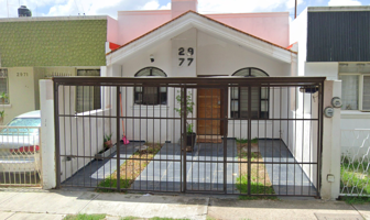 Foto de inmueble en av valle de México #2977, Col. Viveros del Valle C.P. 45138, Zapopan