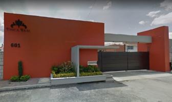 Foto de inmueble en P.º de los Sauces, 52148 Col. Llano Grande, Méx., Col. Los Sauces C.P. 52148, Metepec
