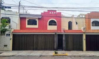 Foto de inmueble en Av Paseo de la Arboleda, Jardines del Bosque, Guadalajara, Jal., Col. Jardines del Bosque Centro C.P. 44520, Guadalajara