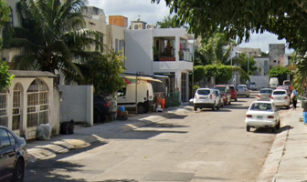Foto de inmueble en Islas Carolinas 124, Sin Nombre, 77725 Playa del Carmen, Q.R. #124, Col. Marsella C.P. 77725, Solidaridad