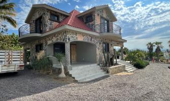 Foto de inmueble en Las Tunas, 23300 Todos Santos, B.C.S. #s/n, Col. Las Tunas C.P. 23300, La Paz
