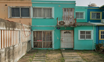 Foto de inmueble en Velero 105, 96536 Puerto Esmeralda, Ver. #105, Col. La Guadalupana C.P. 96536, Coatzacoalcos