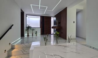 Foto de inmueble en Cto. Cronistas, Cd. Satélite, 53100 Naucalpan de Juárez, Méx., Col. Ciudad Satélite C.P. 53100, Naucalpan de Juárez