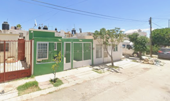Foto de inmueble en Calle Cto Medicina, Villas Universidad, 27087 Torreón, Coah., Col. Villas Universidad C.P. 27087, Torreón