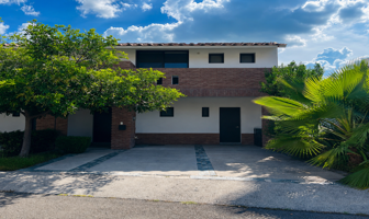 Foto de inmueble en Cumbres del Lago, 76230 Santiago de Querétaro, Qro., Col. Cumbres del Lago C.P. 76230, Querétaro