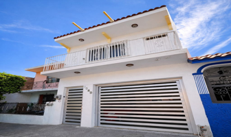 Foto de inmueble en Av. Zaragoza, Centro, 82000 Mazatlán, Sin., Col. Centro C.P. 82000, Mazatlán
