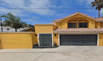 Foto de inmueble en C. Roma, Playas de Tijuana, Costa Azul, 22506 Tijuana, B.C., Col. Playas de Tijuana Sección Costa de Oro C.P. 22506, Tijuana