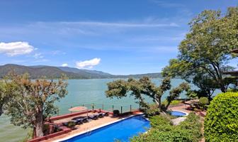 Foto de inmueble en Valle de Bravo , Col. Santa María Ahuacatlan C.P. 51200, Valle de Bravo