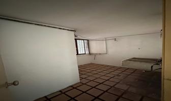 Foto de inmueble en C. Isaac Newton 3670, Arboledas, 45070 Zapopan, Jal. #3670Int. 302, Col. Arboledas Residencial C.P. 45236, Zapopan