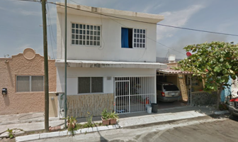 Foto de inmueble en C. Neptuno 206, Valle Esmeralda, IV, 28219 Manzanillo, Col. #206, Col. Valle Esmeralda C.P. 28219, Manzanillo