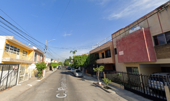 Foto de inmueble en C. Puerto Yavaros, Monumental, Guadalajara, Jal. #s/n, Col. Palacio de Gobierno Del Estado de Jalisco C.P. 44009, Guadalajara