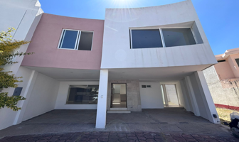 Foto de inmueble en Monte Hermoso, Hacienda Sta Fe, 37296 León de los Aldama, Gto., Col. Jardines de Santa Fe C.P. 37296, León
