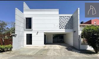 Foto de inmueble en MARIO FERNANDEZ PAZ #27, Col. Coatepec Centro C.P. 91500, Coatepec