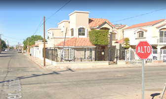 Foto de inmueble en 31 DE DICIEMBRE 701, Col. Carbajal C.P. 21370, Mexicali