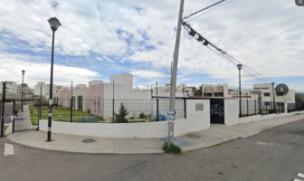 Foto de inmueble en Prof. Francisco Meneses Fierros, Altares Secc Franciscanos, 83296 Hermosillo, Son. #s/n, Col. Altamira C.P. 83296, Hermosillo