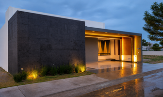 Foto de inmueble en Av. Del Valle, Col. Privada Los Olivos C.P. 20326, Aguascalientes