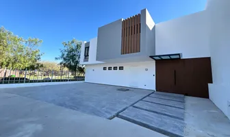 Foto de inmueble en Av. Eugenio Garza Sada 500 #500, Col. Q Campestre Residencial C.P. 20997, Jesús María