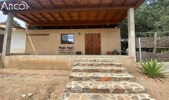 Foto de inmueble en Carretera El Sauzal - Guadalupe, Col. Francisco Zarco (Valle de Guadalupe) C.P. 22750, Ensenada