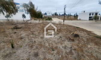 Foto de inmueble en Av. Medio Camino, Col. Plaza del Mar C.P. 22744, Playas de Rosarito