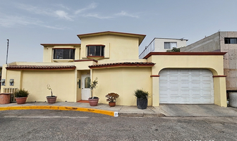 Foto de inmueble en retorno, Col. Valle Dorado C.P. 22890, Ensenada
