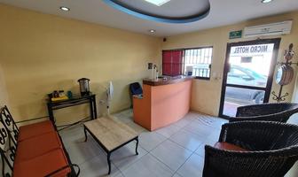 Foto de inmueble en calle 53, Col. Caleta C.P. 24110, Carmen