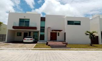Foto de inmueble en Calle Azul, Col. Club Residencial Azul C.P. 24157, Carmen