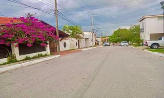 Foto de inmueble en boulevard de las lomas, Col. Lomas del Castillo C.P. 24030, Campeche