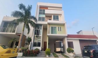 Foto de inmueble en Lagos, Col. Los Lagos C.P. 24156, Carmen