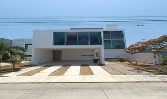Foto de inmueble en Laguna azul, Col. Residencial del Lago C.P. 24158, Carmen