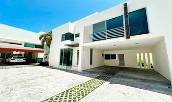 Foto de inmueble en Calle 51, Col. Santa Margarita C.P. 24120, Carmen