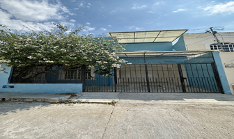 Foto de inmueble en calle Un, Col. Los Presidentes C.P. 29059, Tuxtla Gutiérrez
