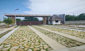 Foto de inmueble en , Col. Puerto Arista C.P. 30507, Tonalá