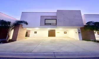Foto de inmueble en Senderos  #60, Col. Ampliación Senderos C.P. 27018, Torreón
