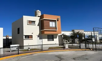 Foto de inmueble en Avenida Los Pinos #200, Col. Fraccionamiento Parajes de los Pinos C.P. 25905, Ramos Arizpe