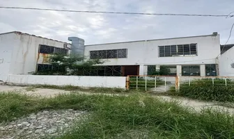 Foto de inmueble en avenida sabinos #S/N, Col. Jardines de California C.P. 27240, Torreón