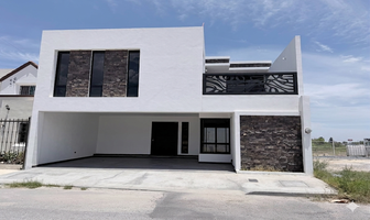Foto de inmueble en Calle María de Jesús Recio de Flores #984, Residencial El Tapanco, Saltillo, Col. La Palmilla C.P. 25295, Saltillo
