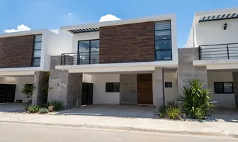 Foto de inmueble en PUERTO ALBA #148, Col. Puerto Cielo C.P. 27023, Torreón