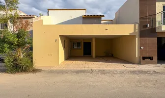 Foto de inmueble en Paseo del huracán #148, Col. Residencial Senderos C.P. 27018, Torreón