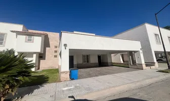 Foto de inmueble en florencia #100, Col. Residencial Senderos C.P. 27018, Torreón