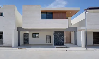 Foto de inmueble en La Valeta #123, Col. Torrealta Residencial C.P. 25209, Saltillo