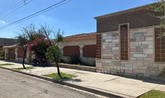Foto de inmueble en LAS PETUNIAS #150, Col. Torreón Jardín C.P. 27200, Torreón