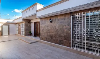 Foto de inmueble en Sin nombre de calle, Col. Torreón Jardín C.P. 27200, Torreón